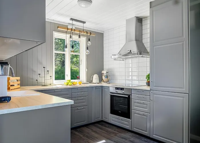 Heidi - 30 Min Fra Osl - Jacuzzi - Badstu - Elbillader Ulven (Stange)