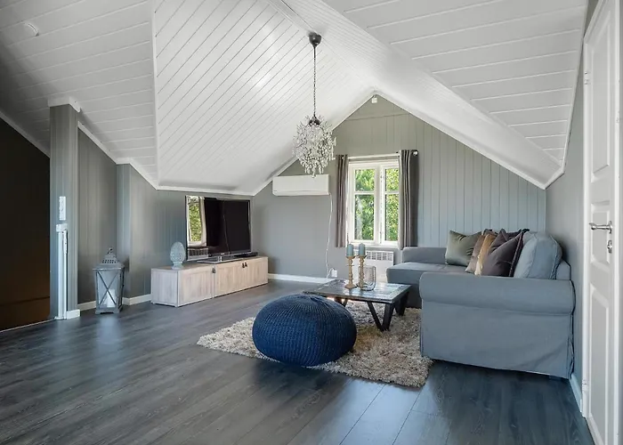 Heidi - 30 Min Fra Osl - Jacuzzi - Badstu - Elbillader Villa Ulven (Stange)